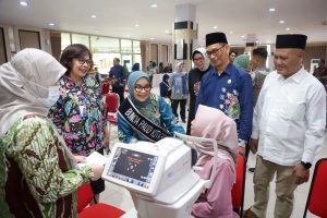 Pemkot Surabaya Gandeng RSMM Jatim dan Baznas untuk Perhatikan Kesehatan Mata Guru PAUD