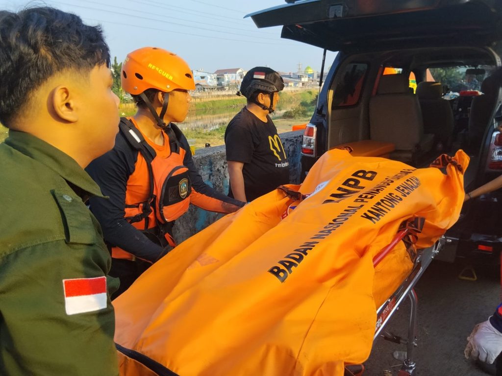Pencarian Berakhir Tragis: Pemuda 19 Tahun Ditemukan Meninggal Usai Tenggelam di Kali BKB