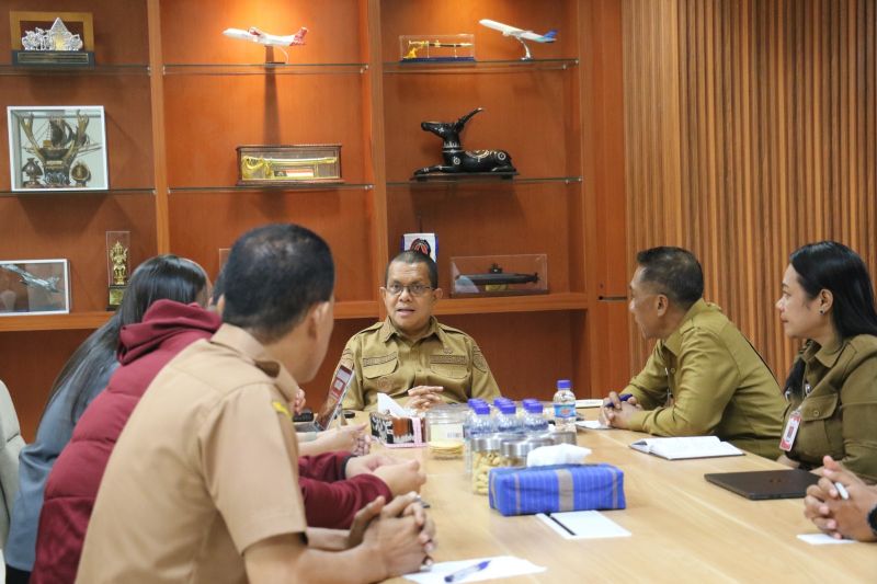 Pentingnya Literasi Keuangan di Tengah Dinamika Ekonomi, Pesan Gubernur NTT