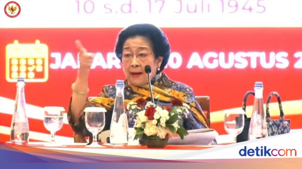 Pesan Megawati ke Prabowo: Tak Akan Masuk Kabinet, Kecam Buzzer