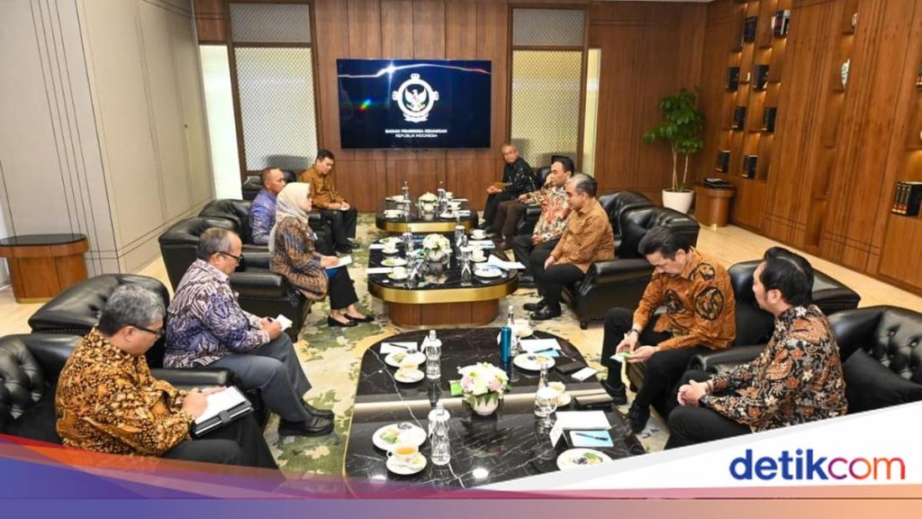 Pimpinan MPR Apresiasi BPK atas Perbaikan Opini WTP dalam Kunjungan Silaturahmi