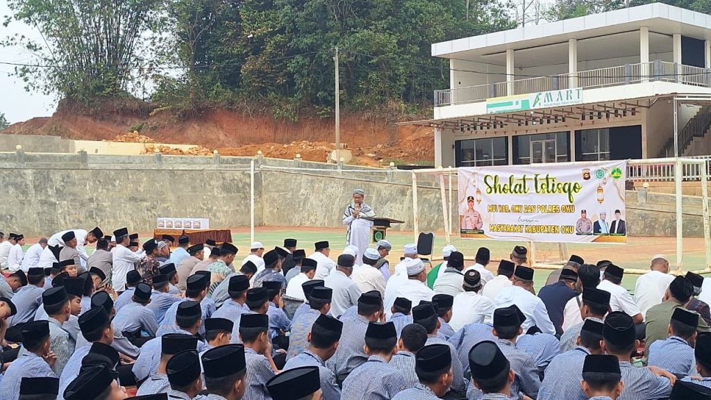 Polres OKU Bersama MUI dan Pemkab OKU Laksanakan Sholat Istisqah untuk Memohon Hujan