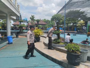 Polsek Sanankulon Amankan Objek Wisata Akhir Pekan untuk Kenyamanan Pengunjung