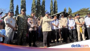Prabowo Temui Korban Gempa NTT: Belasungkawa dan Tanya Kelanjutan Program MBG