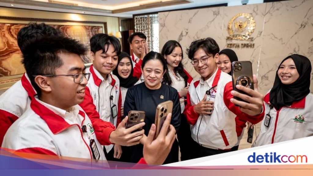 Puan Soroti Serangan Hoaks pada DPR Saat Temui Peserta Parja Terbaik