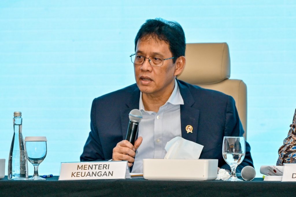 Purbaya Targetkan Peningkatan Penerimaan Negara dari Pengalihan Rokok Ilegal ke Legal