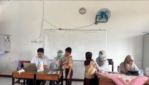 Puskesmas Cisauk Adakan Pemeriksaan Kesehatan Gratis untuk Siswa SDN Cicayur 1