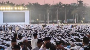 Ribuan Jamaah Hadiri Zikir Akbar di Monas, Prabowo Turut Hadir