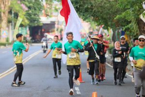 Ribuan Warga Meriahkan Penutup HUT ke-81 Jateng: Lari 5K, Kuliner Gratis, dan Gerakan Pangan Murah