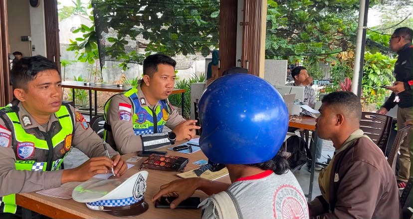 Satlantas Polres Bintan Tertibkan Pajak Kendaraan, 30 Pengendara Dapat Teguran