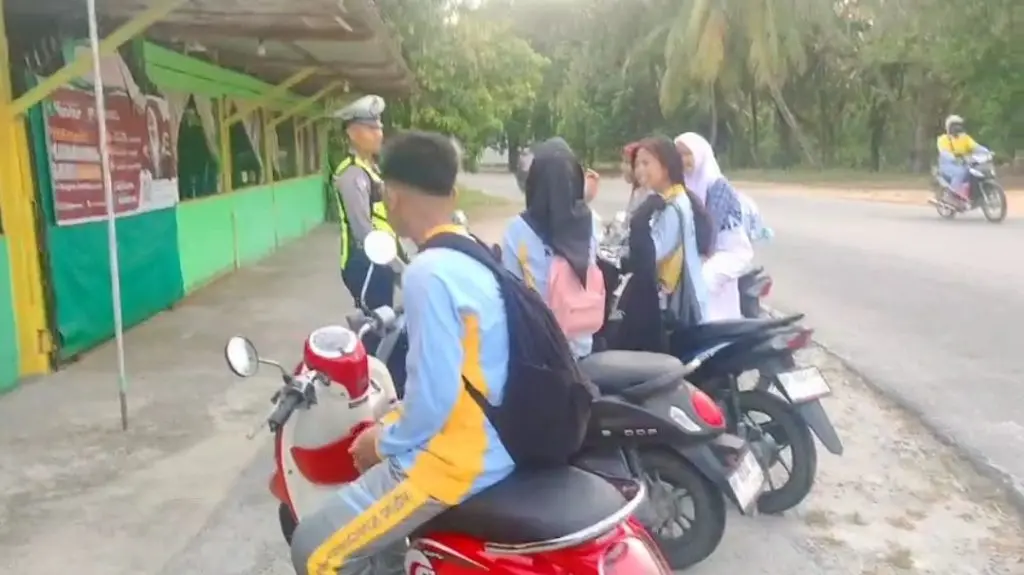 Satlantas Polres Karimun Intensifkan Pengaturan Lalu Lintas dan Edukasi Keselamatan di Lokasi Rawan Kecelakaan