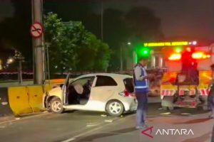 Tabrakan Beruntun di Tol Senayan: Dua Orang Luka-Luka