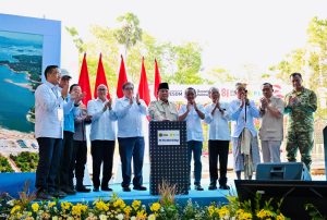 Target Ambisius Pemerintah: Produksi PLTS 100 GWp dalam Tiga Tahun