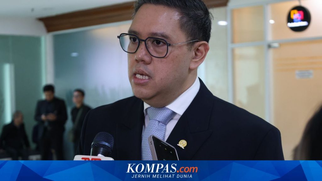 Wakil Ketua Komisi I DPR Dukung Rencana Prabowo Jual KRI Ki Hajar Dewantara