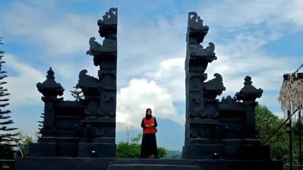 Wisata Garut De Wisdom: Spot Keluarga Hits dengan Pemandangan 3 Gunung dan Nuansa Bali