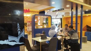 Andalus Travel Dekati Warga Gresik: Promo Umrah dan Haji Khusus di Gressmall