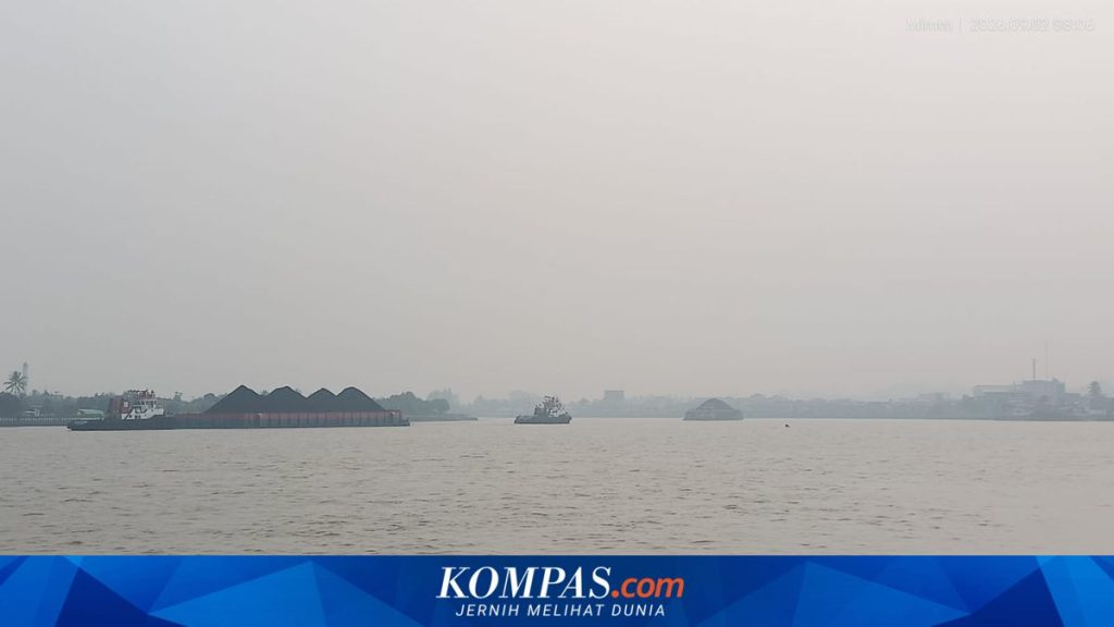 Gangguan Pernapasan Mulai Meluas, Warga Banjarbaru yang Terpapar Kabut Asap Ramai Datangi Posko Kesehatan