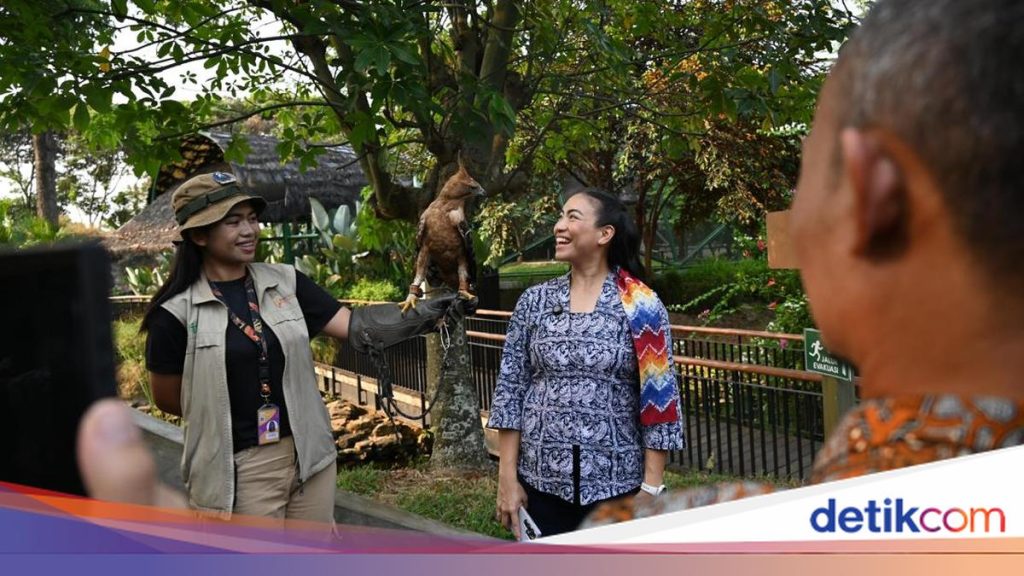 Komisi VII DPR Mendorong Pemerintah Daerah Lebih Aktif dalam Menghidupkan Anjungan Daerah di TMII