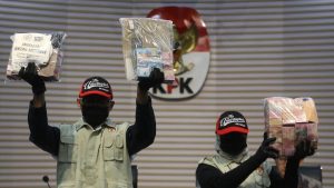 KPK Beberkan Keterlibatan Guru SMA dalam Praktik Korupsi Rektor Unsoed