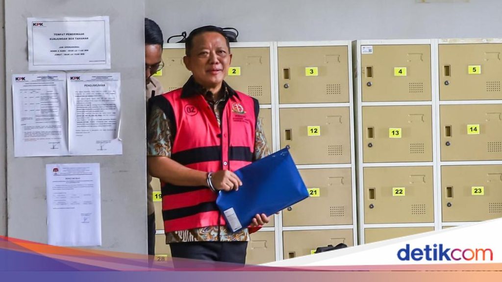 Mantan Jampidsus Febrie Adriansyah Akan Diperiksa dalam Kasus TPPU Hari Ini
