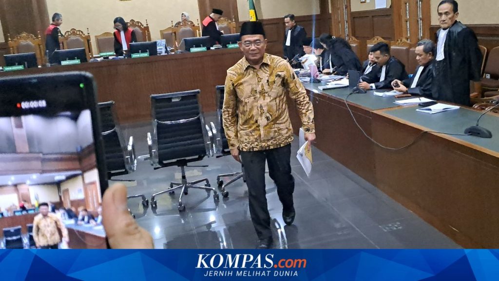 Muhadjir Effendy Jadi Saksi dalam Sidang Korupsi Kuota Haji: 'Mengalir Saja'