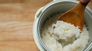 Nasi Putih dan Diabetes: Panduan Aman dari Dokter Gizi