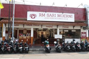 Nikmati Perpaduan Unik Betawi dan Sunda di RM Sari Moerni: Destinasi Kuliner Terbaru Kota Tangerang