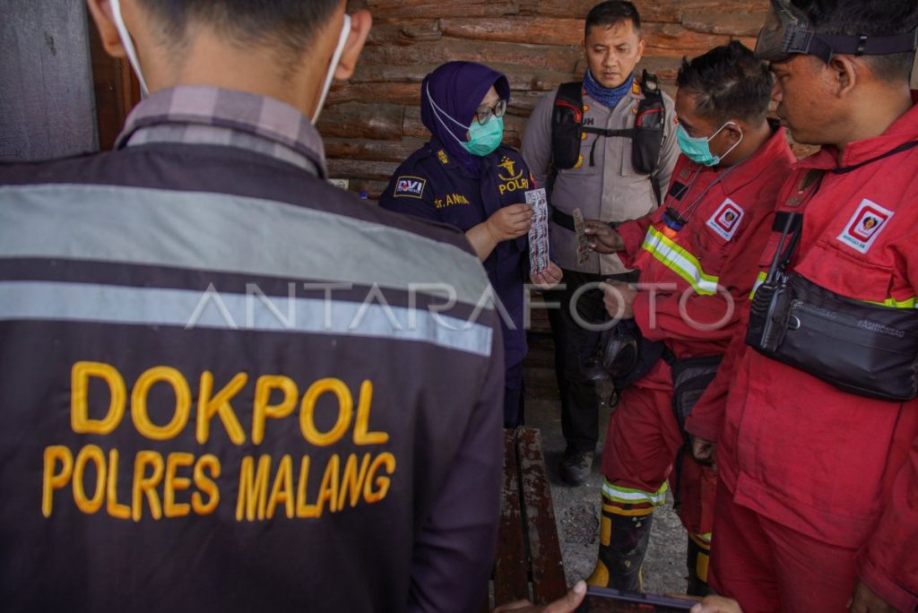 Pemeriksaan Kesehatan Petugas Pemadam Kebakaran di TNBTS