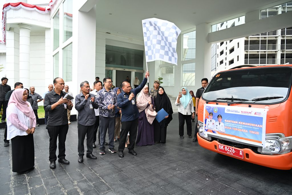 Pemprov Sumut Kirim 1 Ton Makanan Siap Saji untuk Bantu Korban Bencana di NTT