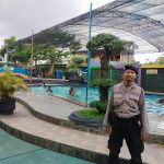 Polsek Sanankulon Tingkatkan Pengamanan Obyek Wisata Akhir Pekan untuk Kenyamanan Pengunjung