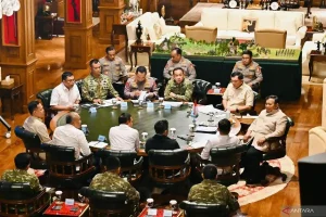 Prabowo Panggil Panglima TNI dan Kapolri Bahas Penanganan Kebakaran Hutan