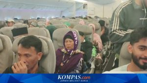 Ratusan Jemaah Umrah Tertahan di Singapura Akibat Erupsi Anak Krakatau, Agen Travel Usulkan Pengalihan Penerbangan ke Kertajati