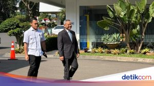 Suahasil Nazara Resmi Gantikan Purbaya Yudhi sebagai Menteri Keuangan