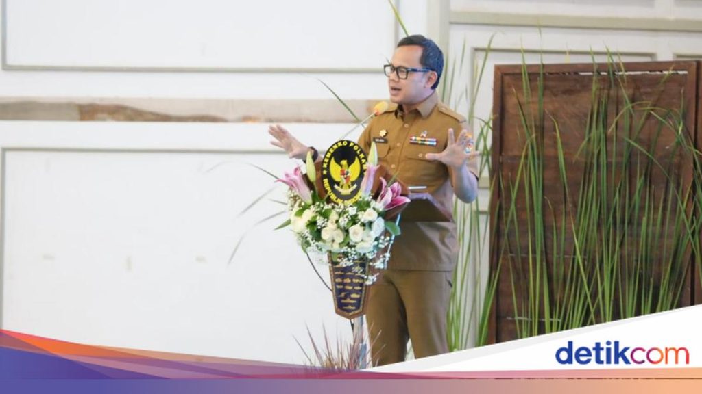 Wamendagri Soroti Krusialnya Kecepatan Respons Humas Pemerintah di Era Digital